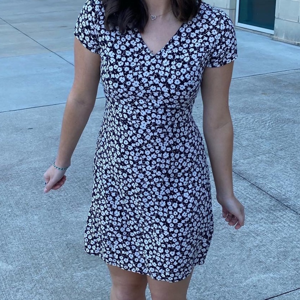 CLASSY FLORAL DRESS
